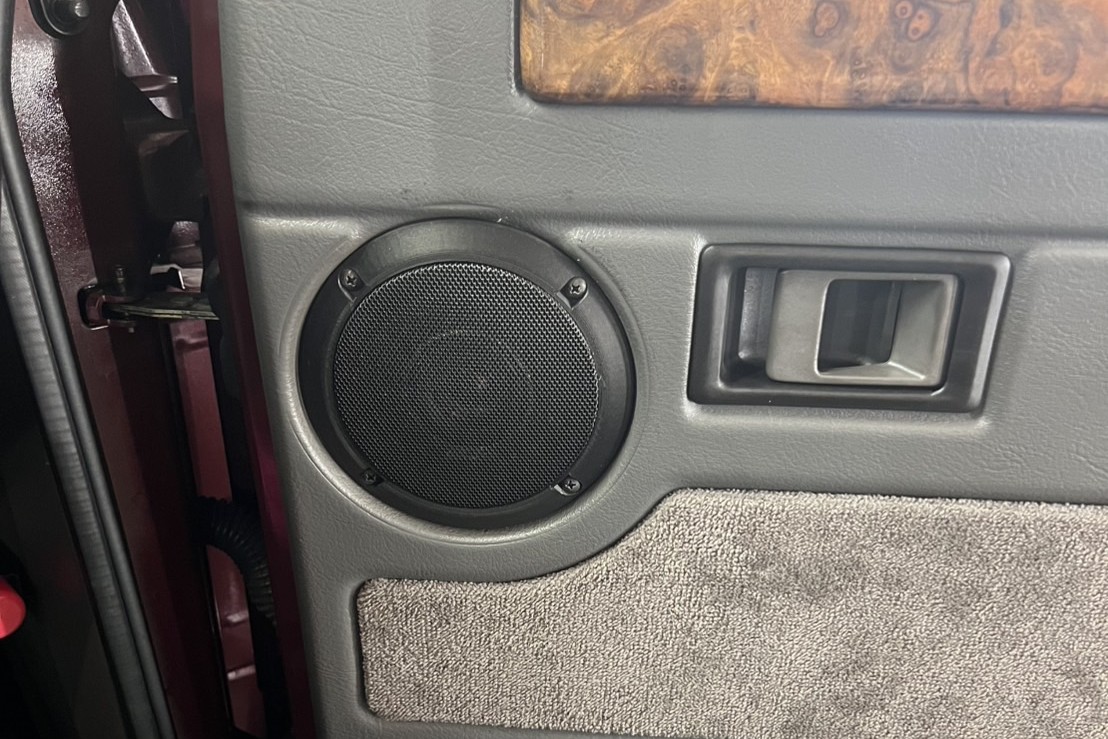 スピーカーフレーム取付状態